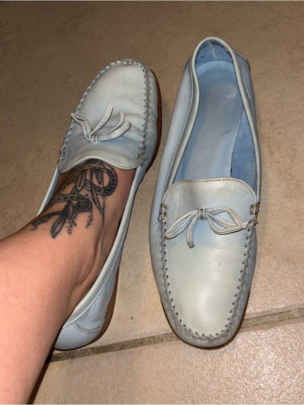 Coach Ruby Light Baby Blue Leather Driving Moccasin Loafers Made in Italy